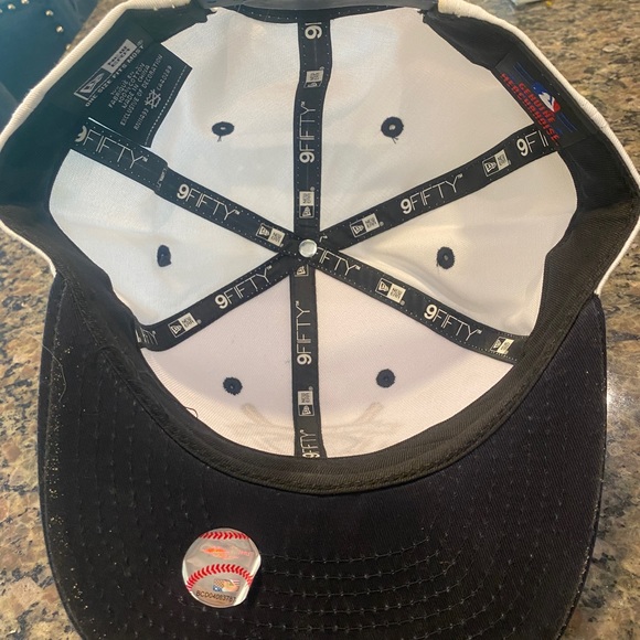 New Era New York Yankees Snapback Hat - Picture 4 of 4